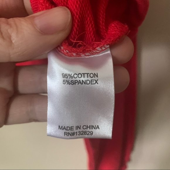 Superdown Cropped Red Hoodie Size Small - Picture 9 of 9